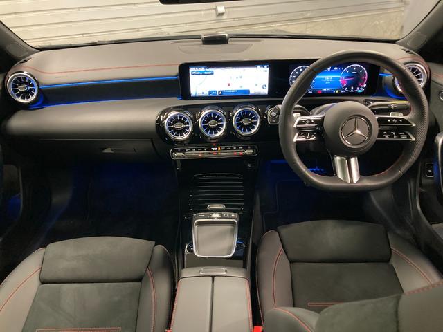 CLAクラス CLA200d AMGラインパッケージ 認定中古車 弊社デモカー AMGライン レザーARTICO/マイクロカットシート コスモスブラック 19インチ純正AW 360度カメラ 前席パワーシート シートヒーター 純正ドライブレコーダー(5枚目)