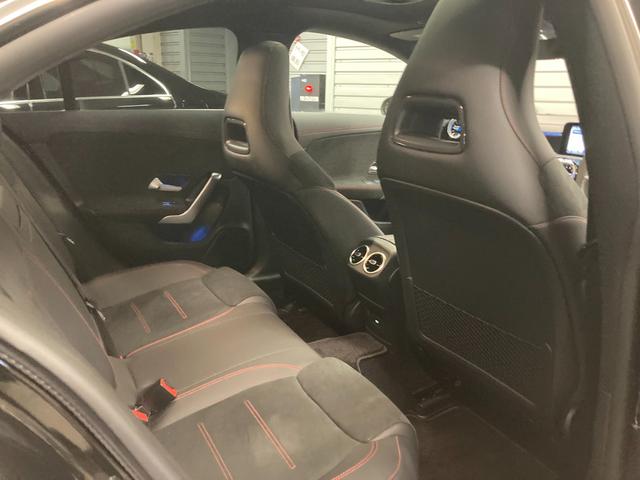 CLAクラス CLA200d AMGラインパッケージ 認定中古車 弊社デモカー AMGライン レザーARTICO/マイクロカットシート コスモスブラック 19インチ純正AW 360度カメラ 前席パワーシート シートヒーター 純正ドライブレコーダー(9枚目)