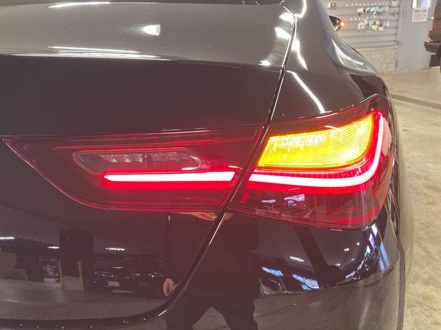 CLAクラス CLA200d AMGラインパッケージ 認定中古車 弊社デモカー AMGライン レザーARTICO/マイクロカットシート コスモスブラック 19インチ純正AW 360度カメラ 前席パワーシート シートヒーター 純正ドライブレコーダー(17枚目)
