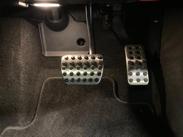 CLAクラス CLA200d AMGラインパッケージ 認定中古車 弊社デモカー AMGライン レザーARTICO/マイクロカットシート コスモスブラック 19インチ純正AW 360度カメラ 前席パワーシート シートヒーター 純正ドライブレコーダー(26枚目)