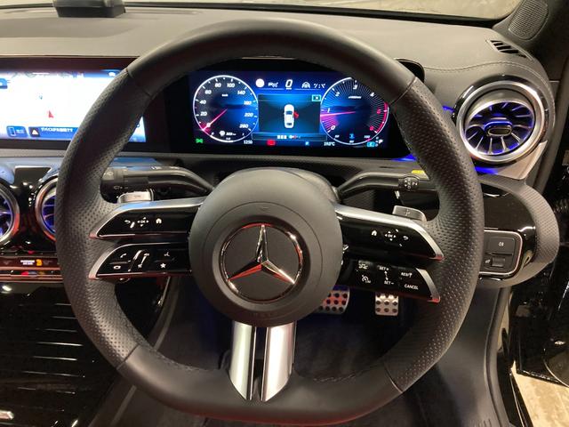 Aクラスセダン A200d セダン AMGラインパッケージ 認定中古車 弊社デモカー AMGライン レザーエクスクルーシブPKG 前席パワーシート シートヒーター 本革赤黒シート MBUX ワイヤレスチャージャー アンビエントライト64色 前後純正ドラレコ(10枚目)