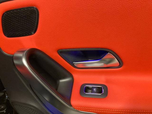 Aクラスセダン A200d セダン AMGラインパッケージ 認定中古車 弊社デモカー AMGライン レザーエクスクルーシブPKG 前席パワーシート シートヒーター 本革赤黒シート MBUX ワイヤレスチャージャー アンビエントライト64色 前後純正ドラレコ(20枚目)