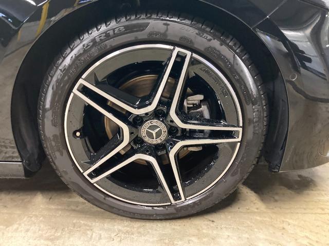 Aクラスセダン A200d セダン AMGラインパッケージ 認定中古車 弊社デモカー AMGライン レザーエクスクルーシブPKG 前席パワーシート シートヒーター 本革赤黒シート MBUX ワイヤレスチャージャー アンビエントライト64色 前後純正ドラレコ(30枚目)