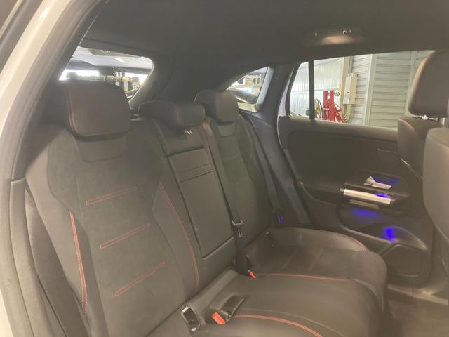 EQA EQA250+ AMGラインパッケージ 認定中古車 電気自動車 純正ドライブレコーダー 360度カメラ アンビエントライト シートヒーター 電動パワーシート ワイヤレス充電 オートライト 自動追従機能 ETC 急速充電 普通充電(9枚目)