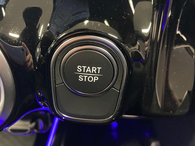 EQA EQA250+ AMGラインパッケージ 認定中古車 電気自動車 純正ドライブレコーダー 360度カメラ アンビエントライト シートヒーター 電動パワーシート ワイヤレス充電 オートライト 自動追従機能 ETC 急速充電 普通充電(18枚目)