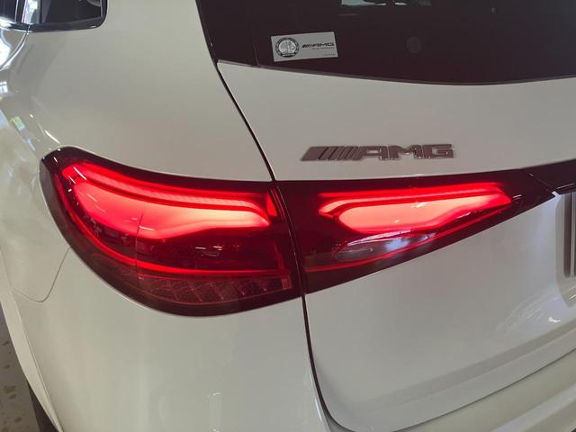 ＧＬＣ ＧＬＣ４３　４マチックＡＭＧレザエクスクルシブパケジ　新車保証継承　元弊社デモカー　ＡＭＧレザーエクスクルーシブパッケージ　パノラミックスライディングルーフ　本革シート　ヘッドアップ・ディスプレイ　Ｂｒｕｍｅｓｔｅｒ３Ｄサウンド　ステアリングヒーター（35枚目）
