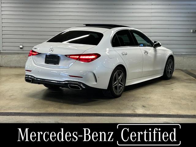 Ｃクラス Ｃ２００アバンギャルド　ＡＭＧラインパッケージ　認定中古車　レーダーセーフティＰＫＧ　ＡＭＧライン　レザーエクスクルーシブＰＫＧ　ベーシックＰＫＧ　オパリスホワイト　ヘッドアップディスプレイ　３６０度カメラ　本革シート　パワーシート　シートヒーター（4枚目）