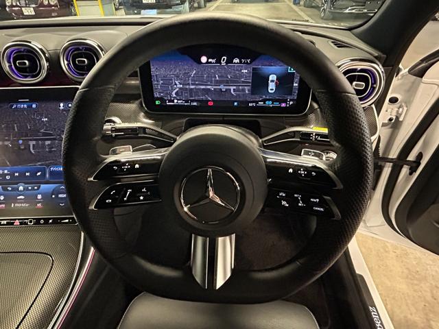 Ｃクラス Ｃ２００アバンギャルド　ＡＭＧラインパッケージ　認定中古車　レーダーセーフティＰＫＧ　ＡＭＧライン　レザーエクスクルーシブＰＫＧ　ベーシックＰＫＧ　オパリスホワイト　ヘッドアップディスプレイ　３６０度カメラ　本革シート　パワーシート　シートヒーター（11枚目）