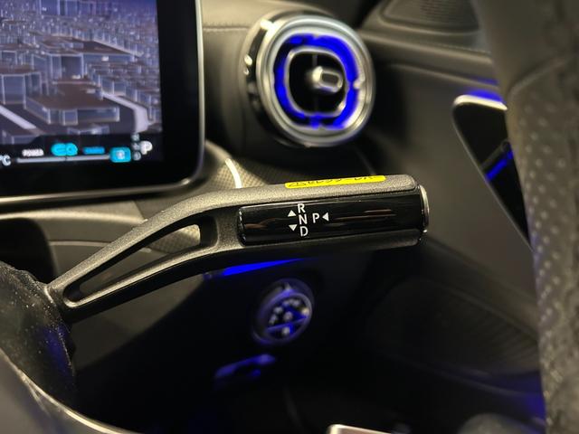 Ｃクラス Ｃ２００アバンギャルド　ＡＭＧラインパッケージ　認定中古車　レーダーセーフティＰＫＧ　ＡＭＧライン　レザーエクスクルーシブＰＫＧ　ベーシックＰＫＧ　オパリスホワイト　ヘッドアップディスプレイ　３６０度カメラ　本革シート　パワーシート　シートヒーター（15枚目）