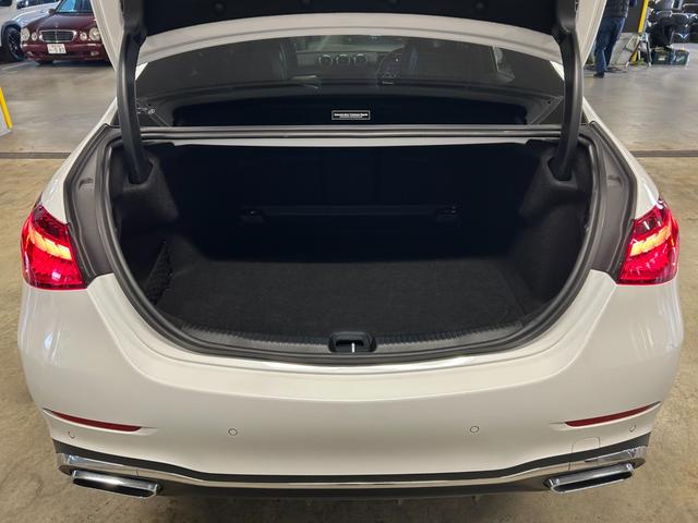 Ｃクラス Ｃ２００アバンギャルド　ＡＭＧラインパッケージ　認定中古車　レーダーセーフティＰＫＧ　ＡＭＧライン　レザーエクスクルーシブＰＫＧ　ベーシックＰＫＧ　オパリスホワイト　ヘッドアップディスプレイ　３６０度カメラ　本革シート　パワーシート　シートヒーター（44枚目）