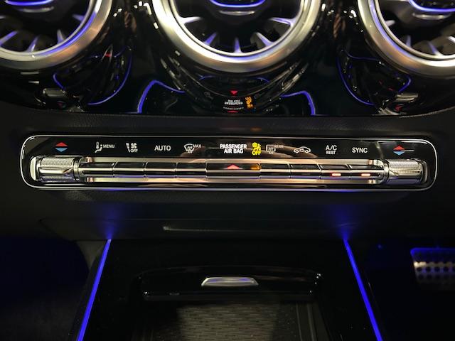 ＧＬＡクラス ＧＬＡ２００ｄ　４Ｍ　　ＡＭＧレザエクスクルーシブＰ　新車保証継承　弊社デモカー　ＡＭＧライン　レザーエクスクルーシブＰＫＧ　本革シート　スペクトラルブルー　ＭＢＵＸ　３６０度カメラ　パワーシート　シートヒーター　ワイヤレスチャージャー　純正ドラレコ（30枚目）