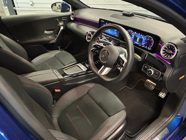 Ａクラスセダン Ａ２００ｄ　セダン　ＡＭＧラインパッケージ　新車保証継承　元弊社デモカー　ＡＭＧラインパッケージ　メモリー付きパワーシート　ＭＢＵＸ　ＡＲナビゲーション　スポーツエンジンサウンド　スポーツブレーキシステム　プライバシーガラス（6枚目）