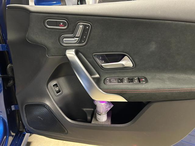 Ａクラスセダン Ａ２００ｄ　セダン　ＡＭＧラインパッケージ　新車保証継承　元弊社デモカー　ＡＭＧラインパッケージ　メモリー付きパワーシート　ＭＢＵＸ　ＡＲナビゲーション　スポーツエンジンサウンド　スポーツブレーキシステム　プライバシーガラス（28枚目）