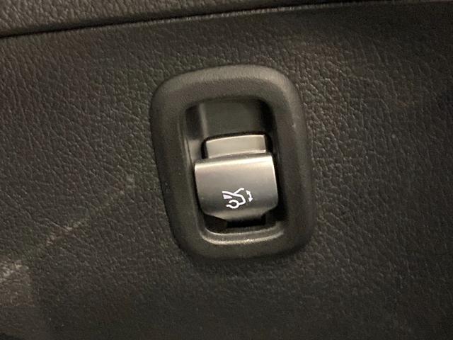 �[�ԑO�����́A�����Z�f�X�x���c���۔F�胁�J�j�b�N�ɂ��ŐV�̌������C�����̎{�݂��[���������ЍH��œ��O�ɍs���܂��B�����Z�f�X�E�x���c�̒�߂錵��������N���A�������Ԃ݂̂����ē������Ē����܂��B