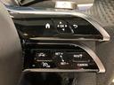 当店でお車をご購入のお客様はオーナー様専用保険「メルセデス・ベンツ保険」にご加入頂けます。飛来物によるフロントガラス破損やパンクによるタイヤ交換の際に、修理費用の一部をお支払いしております。