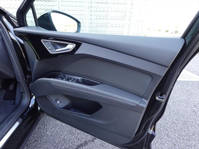 Q4スポーツバック e-トロン 40 e-tron(9枚目)