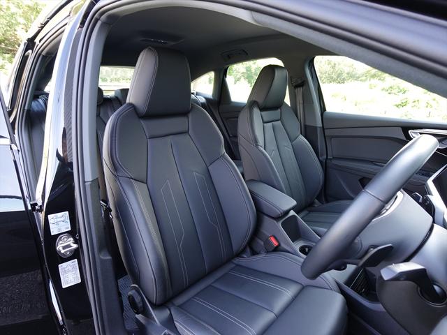 Q4スポーツバック e-トロン 40 e-tron(11枚目)