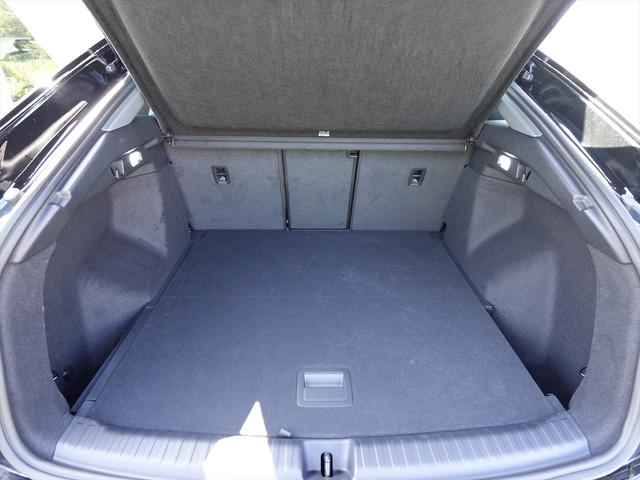 Q4スポーツバック e-トロン 40 e-tron(13枚目)