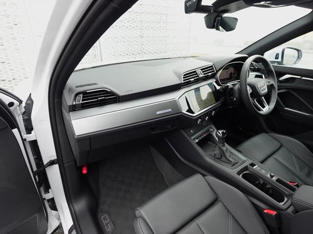 Ｑ３スポーツバック ３５ＴＦＳＩ　Ｓライン（15枚目）