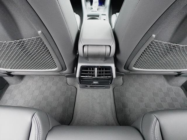 Ｑ３スポーツバック ３５ＴＦＳＩ　Ｓライン（18枚目）