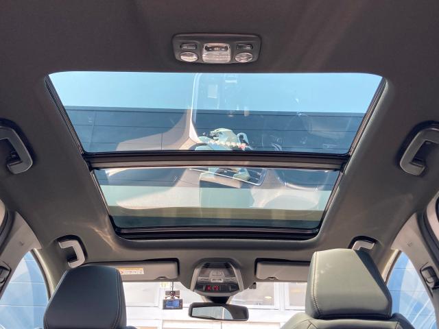 GT ブルーHDi パノラミックサンルーフ 純正ナビ ドラレコ前後 AppleCarPlay/AndroidAuto フロント&バックソナー ワイドバックアイカメラ アドバンスドグリップコントロール 新車保証継承付き(20枚目)