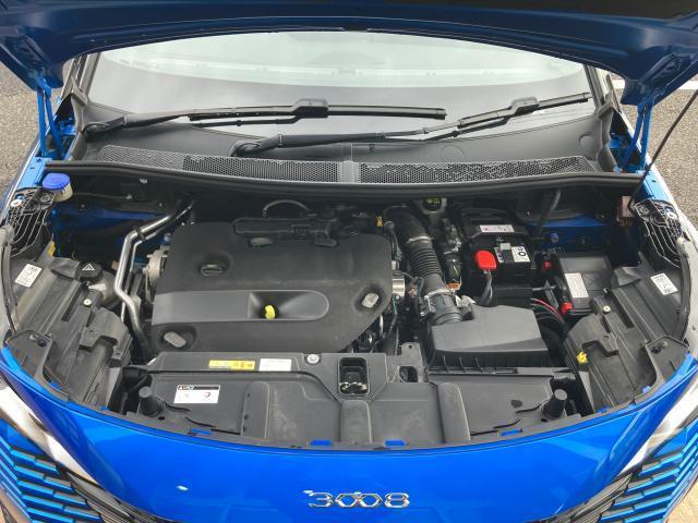３００８ ＧＴ　ブルーＨＤｉ　パノラミックサンルーフ　純正ナビ　ドライブレコーダー前後　ＡｐｐｌｅＣａｒＰｌａｙ／ＡｎｄｒｏｉｄＡｕｔｏ　新車保証継承＋認定中古車保証１年間付き（17枚目）