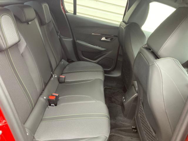 ｅ－２０８ ＧＴ　純正ナビ　ＴＶ　ＥＴＣ　ドラレコ前後　ファブリック＆テップレザーシート　ＡｐｐｌｅＣａｒＰｌａｙ／ＡｎｄｒｏｉｄＡｕｔｏ　新車保証継承付き（11枚目）