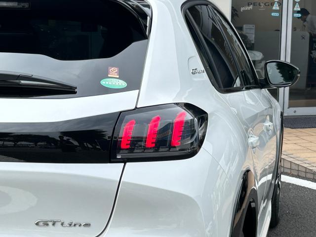 ２０８ ＧＴライン　ＥＴＣ　ＡｐｐｌｅＣａｒＰｌａｙ　／　ＡｎｄｒｏｉｄＡｕｔｏ　アクティブクルーズコントロール　バックアイカメラ　フロント／サイド／バックソナー　アクティブブラインドスポットモニター　認定中古車保証付き（15枚目）
