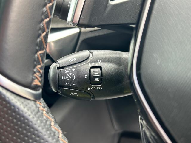 ５００８ ＧＴ　ブルーＨＤｉ　ファーストクラスパッケージ（パノラミックサンルーフ／運転席メモリー機能付きパワーシート／フロントシートヒーター／フロントカメラ／パークアシスト）ドラレコ前後　フロント＆バックソナー　認定中古車保証１年（8枚目）