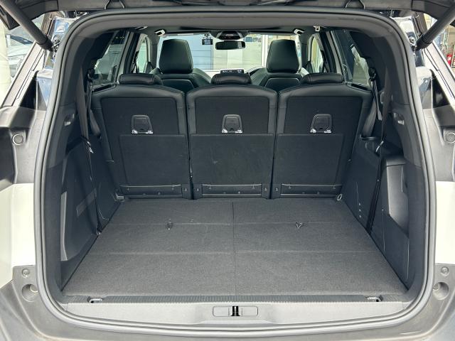 ５００８ ＧＴ　ブルーＨＤｉ　ファーストクラスパッケージ（パノラミックサンルーフ／運転席メモリー機能付きパワーシート／フロントシートヒーター／フロントカメラ／パークアシスト）ドラレコ前後　フロント＆バックソナー　認定中古車保証１年（13枚目）