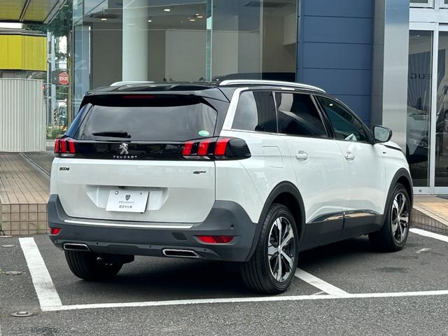 ５００８ ＧＴ　ブルーＨＤｉ　ファーストクラスパッケージ（パノラミックサンルーフ／運転席メモリー機能付きパワーシート／フロントシートヒーター／フロントカメラ／パークアシスト）ドラレコ前後　フロント＆バックソナー　認定中古車保証１年（22枚目）