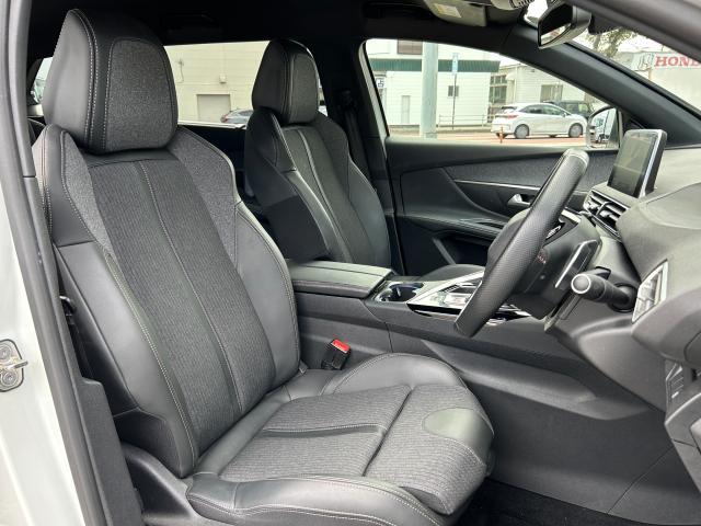 ５００８ ＧＴライン　ブルーＨＤｉ　車検整備＆認定中古車保証１年間付　純正ナビ　ＡｐｐｌｅＣａｒＰｌａｙ／ＡｎｄｒｏｉｄＡｕｔｏ　ドラレコ前後　グリップコントロール　運転席パワーシート＆マルチポイントランバーサポート　Ｆｒシートヒーター（10枚目）