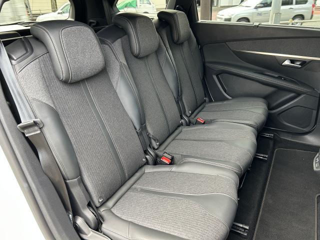 ５００８ ＧＴライン　ブルーＨＤｉ　車検整備＆認定中古車保証１年間付　純正ナビ　ＡｐｐｌｅＣａｒＰｌａｙ／ＡｎｄｒｏｉｄＡｕｔｏ　ドラレコ前後　グリップコントロール　運転席パワーシート＆マルチポイントランバーサポート　Ｆｒシートヒーター（12枚目）