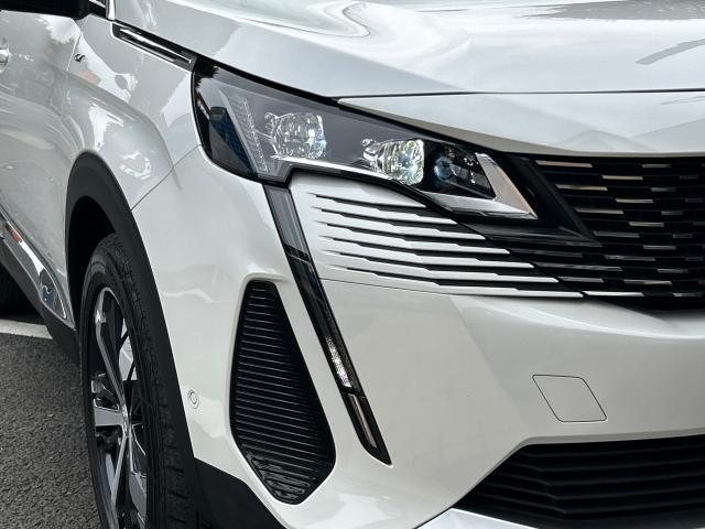 ５００８ ＧＴ　ブルーＨＤｉ　純正ナビ　フロントバックソナー　ワイドバックアイカメラ　アドバンスドグリップコントロール　アクティブクルーズコントロール　ブラインドスポットモニター　アルカンタラテップレザーシート　運転席パワーシート（14枚目）