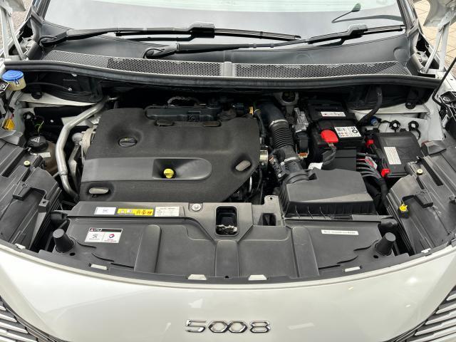 ５００８ ＧＴ　ブルーＨＤｉ　純正ナビ　フロントバックソナー　ワイドバックアイカメラ　アドバンスドグリップコントロール　アクティブクルーズコントロール　ブラインドスポットモニター　アルカンタラテップレザーシート　運転席パワーシート（15枚目）