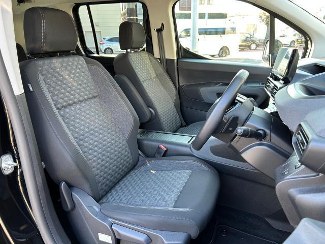 リフター ＧＴ　ＡｐｐｌｅＣａｒｐｌａｙ／ＡｎｄｒｏｉｄＡｕｔｏ　ＥＴＣ　ドライブレコーダー前後　アドバンスドグリップコントロール　アクティブクルーズコントロール　レーンキープアシスト　レーンポジショニングアシスト（8枚目）