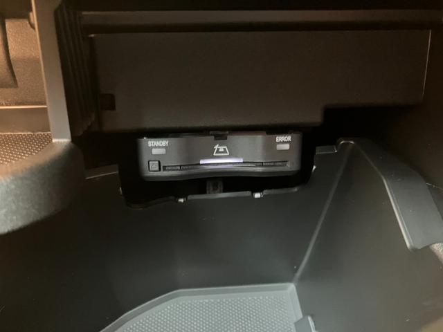 ＥＱＡ ＥＱＡ２５０＋　ＡＭＧラインパッケージ　ハイテックシルバー　パノラミックスライディングルーフ　ＡＭＧラインパッケージ　弊社デモカー（17枚目）