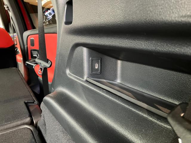 ＧＬＢ ＧＬＢ２００ｄ　４マチック　ＡＭＧラインパッケージ　ＭＰ２０２４０２　本革レッドペッパー／ブラック　パノラミックスライディングルーフ　ＡＭＧラインパッケージ　ＡＭＧレザーエクスクルーシブパッケージ　アドバンスドパッケージ（17枚目）
