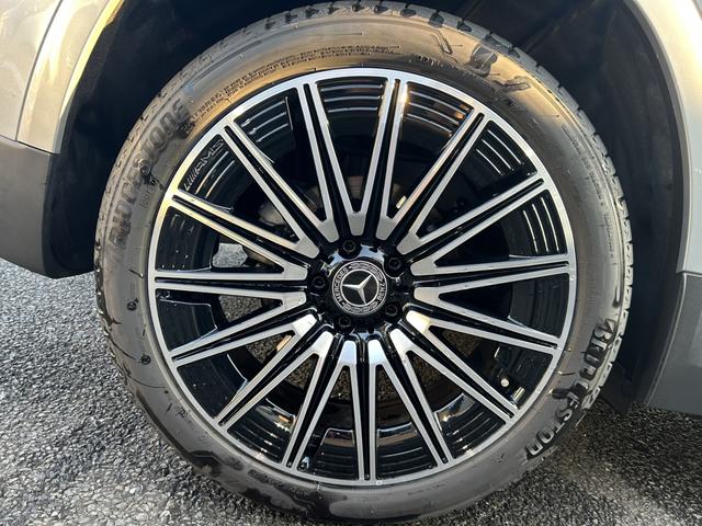 ＧＬＡクラス ＧＬＡ１８０　ＡＭＧラインパッケージ　弊社デモカー　パノラミックスライディングルーフ　プライバシーガラス　アドバンスドサウンドシステム　ドライビングアシスタンスパッケージ　３６０°カメラシステム　フットトランクオープナーメルセデスケア継承（11枚目）