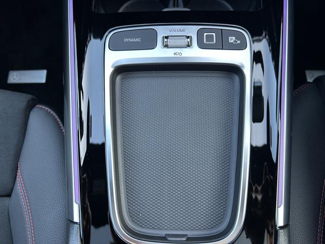 ＧＬＡクラス ＧＬＡ１８０　ＡＭＧラインパッケージ　弊社デモカー　パノラミックスライディングルーフ　プライバシーガラス　アドバンスドサウンドシステム　ドライビングアシスタンスパッケージ　３６０°カメラシステム　フットトランクオープナーメルセデスケア継承（26枚目）