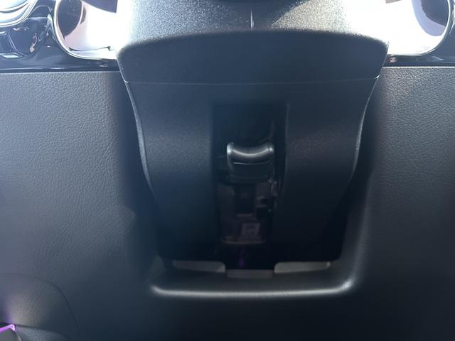 ＧＬＡクラス ＧＬＡ１８０　ＡＭＧラインパッケージ　弊社デモカー　パノラミックスライディングルーフ　プライバシーガラス　アドバンスドサウンドシステム　ドライビングアシスタンスパッケージ　３６０°カメラシステム　フットトランクオープナーメルセデスケア継承（38枚目）