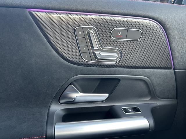 ＧＬＡクラス ＧＬＡ１８０　ＡＭＧラインパッケージ　弊社デモカー　パノラミックスライディングルーフ　プライバシーガラス　アドバンスドサウンドシステム　ドライビングアシスタンスパッケージ　３６０°カメラシステム　フットトランクオープナーメルセデスケア継承（45枚目）