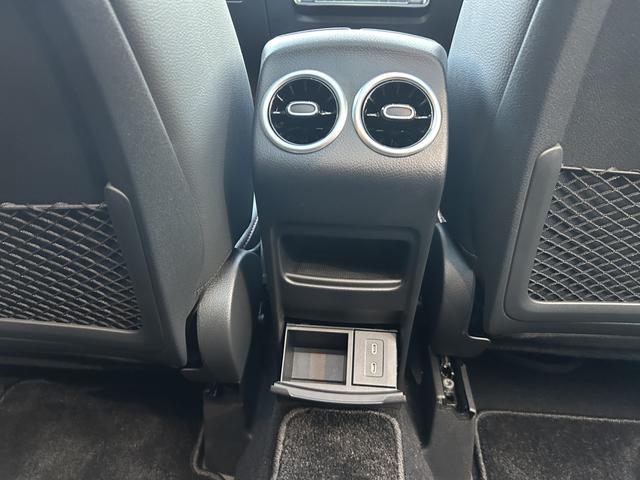 ＧＬＡクラス ＧＬＡ１８０　ＡＭＧラインパッケージ　弊社デモカー　パノラミックスライディングルーフ　プライバシーガラス　アドバンスドサウンドシステム　ドライビングアシスタンスパッケージ　３６０°カメラシステム　フットトランクオープナーメルセデスケア継承（51枚目）