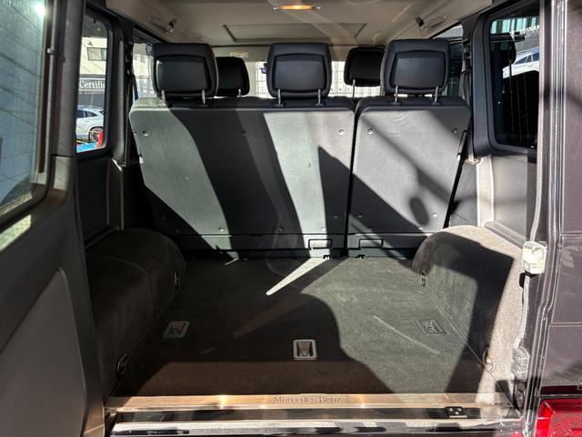 Ｇクラス 　弊社下取／ラグジュアリーＰ／パノラマ／本革／パワーシート／シートヒーター／アンビエントライト／イモビライザー／ラグジュアリーヘッドレスト／５ツインスポークアルミホイール／禁煙車／認定中古車保証（7枚目）