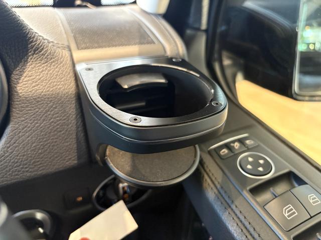 Ｇクラス 　弊社下取／ラグジュアリーＰ／パノラマ／本革／パワーシート／シートヒーター／アンビエントライト／イモビライザー／ラグジュアリーヘッドレスト／５ツインスポークアルミホイール／禁煙車／認定中古車保証（19枚目）