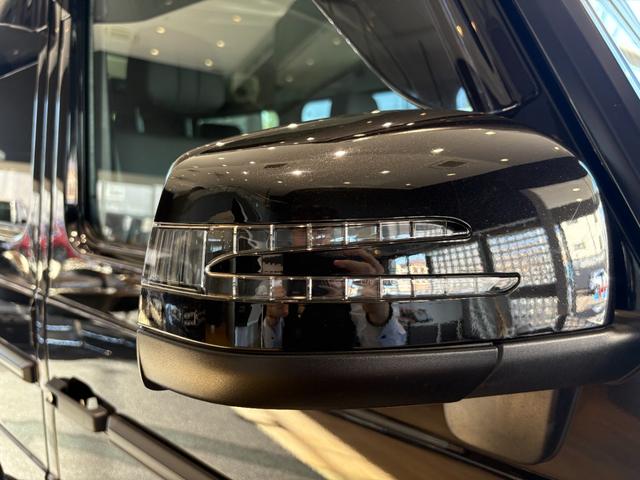 Ｇクラス 　弊社下取／ラグジュアリーＰ／パノラマ／本革／パワーシート／シートヒーター／アンビエントライト／イモビライザー／ラグジュアリーヘッドレスト／５ツインスポークアルミホイール／禁煙車／認定中古車保証（47枚目）