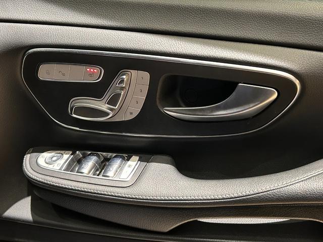 Ｖクラス Ｖ２２０ｄ　アバンギャルド　ＡＭＧライン　弊社下取り／ＡＭＧデザインエクステリア／カーボン調インテリアトリム／３６０°カメラシステム／電動デュアルスライディングドア／本革シート／１９インチＡＭＧ７ツインスポークアルミホイール／認定中古車保証（27枚目）