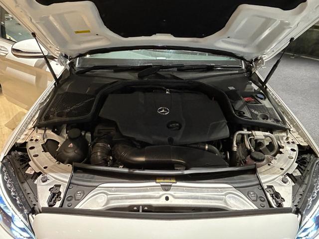 Ｃクラスステーションワゴン Ｃ２２０ｄ　ステーションワゴンローレウスエディション　弊社ユーザー様お下取り車両／認定中古車保障２年／禁煙車／エアサスペンション／アダプティブヘッドライト／ディストロニック／ＡＭＧライン／パノラミックスライディングルーフ／シートヒーター／電動テールゲート（5枚目）
