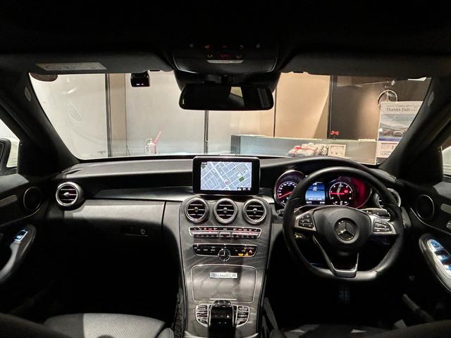 Ｃクラスステーションワゴン Ｃ２２０ｄ　ステーションワゴンローレウスエディション　弊社ユーザー様お下取り車両／認定中古車保障２年／禁煙車／エアサスペンション／アダプティブヘッドライト／ディストロニック／ＡＭＧライン／パノラミックスライディングルーフ／シートヒーター／電動テールゲート（9枚目）