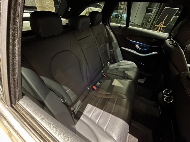 Ｃクラスステーションワゴン Ｃ２２０ｄ　ステーションワゴンローレウスエディション　弊社ユーザー様お下取り車両／認定中古車保障２年／禁煙車／エアサスペンション／アダプティブヘッドライト／ディストロニック／ＡＭＧライン／パノラミックスライディングルーフ／シートヒーター／電動テールゲート（17枚目）
